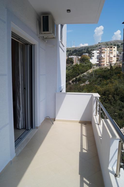 Bill'S Apartments Sarandë Exterior foto