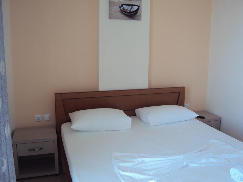 Bill'S Apartments Sarandë Exterior foto